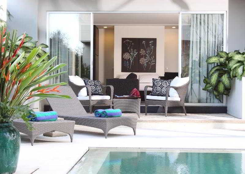 Swiss-Belcourt Sunset Aparthotel Seminyak Exteriör bild